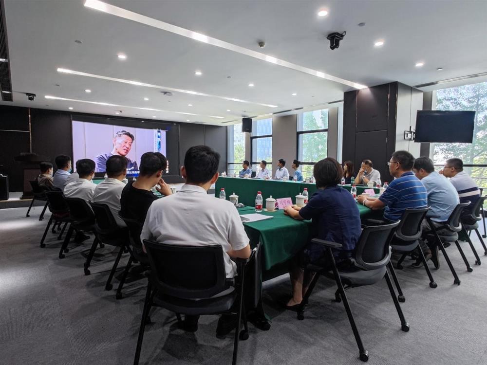以案為鑒筑防線(xiàn)，警鐘長(cháng)鳴促廉潔